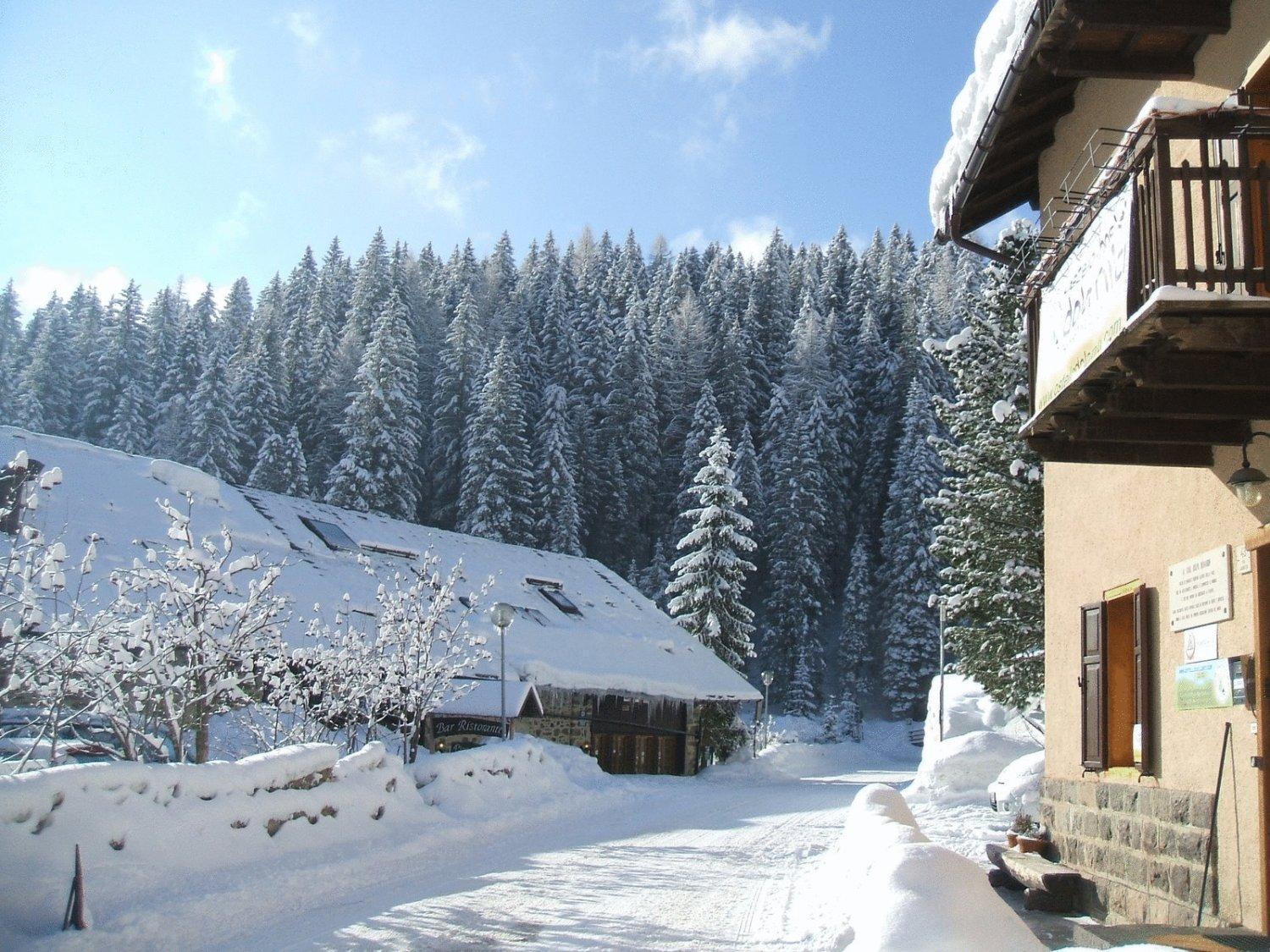 Ostello Sanmartino San Martino Di Castrozza Exterior foto